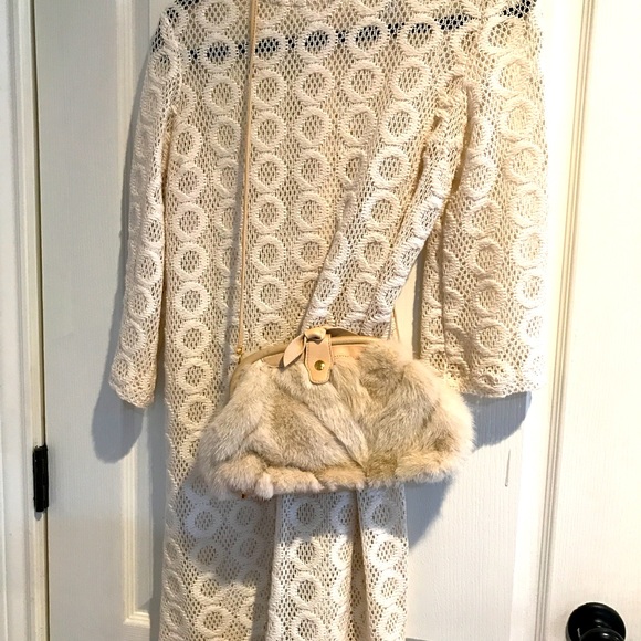 Beautiful genuine mink & leather Preston & York purse in excellent condition - Picture 12 of 15